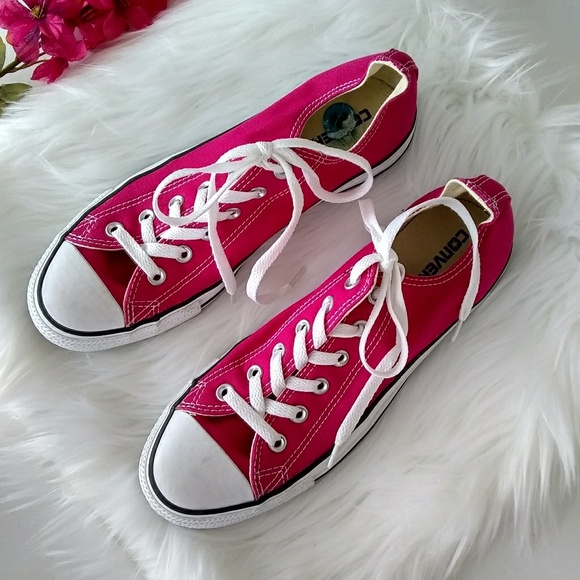 Converse Shoes - {EUC} Hot Pink Converse All Star Shoes Size 10